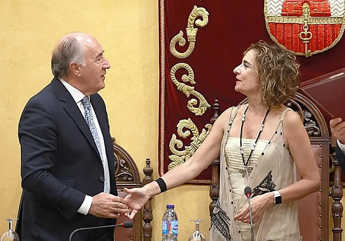 El PSOE se abstiene en la moción de censura contra José Ignacio Landaluce en Algeciras