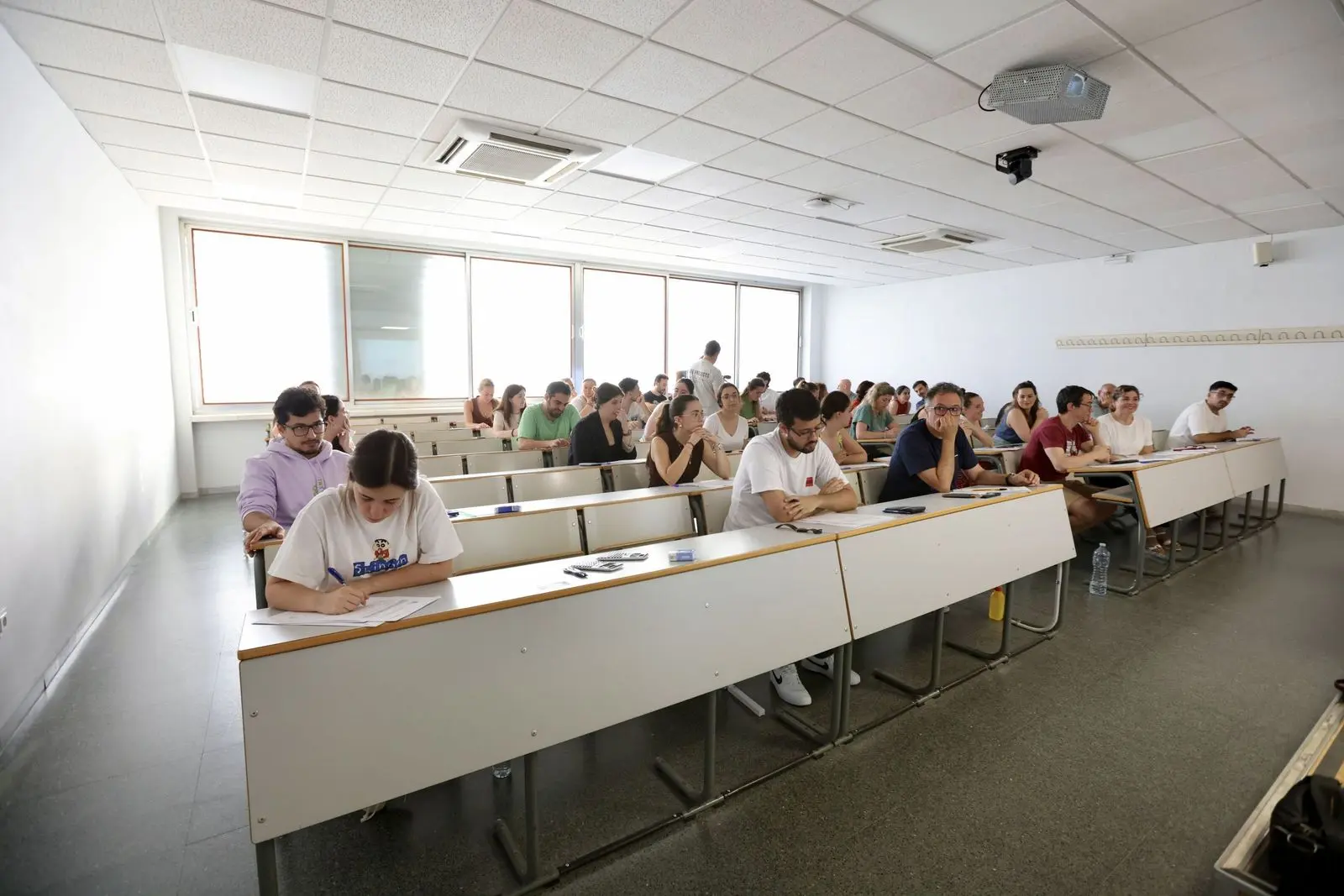 La Junta de Andalucía aplaza a 2027 la negociación sobre la exigencia del nivel B1 de idiomas a los funcionarios