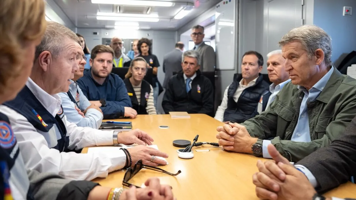 Feijóo considera una «frivolidad» culpar a un «operador de Atocha» del accidente El presoidente del PP, Alberto Núñez Feijóo,