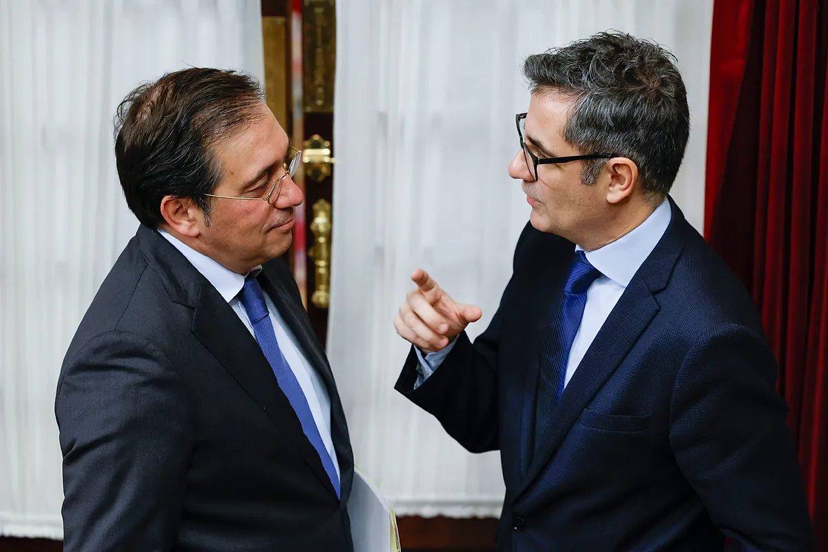 El Supremo deja sin efecto los apercibimientos a Bolaños y Albares tras recibir el listado de la ley de nietos
