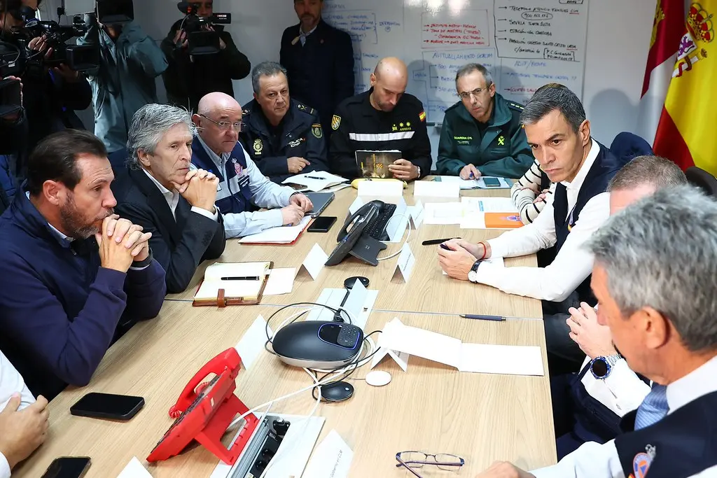 El presidente del Gobierno comparece ante los medios tras la reunión del CECOPI en Toledo (29/10/26)