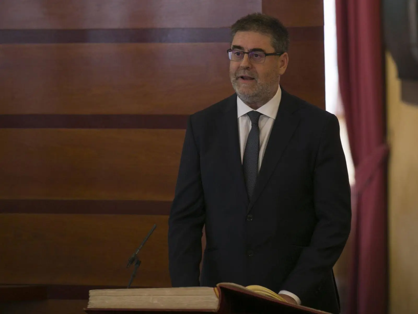 El Parlamento andaluz publica el cese de Antonio López como consejero de la Cámara de Cuentas